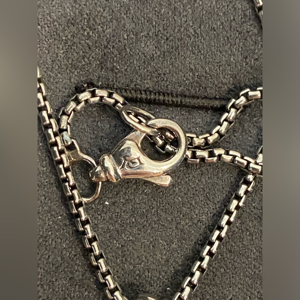 Authentic David Yurman Petite Albion White Topaz Diamond Sterling Necklace 🤍🩶🌻 - Picture 11 of 14